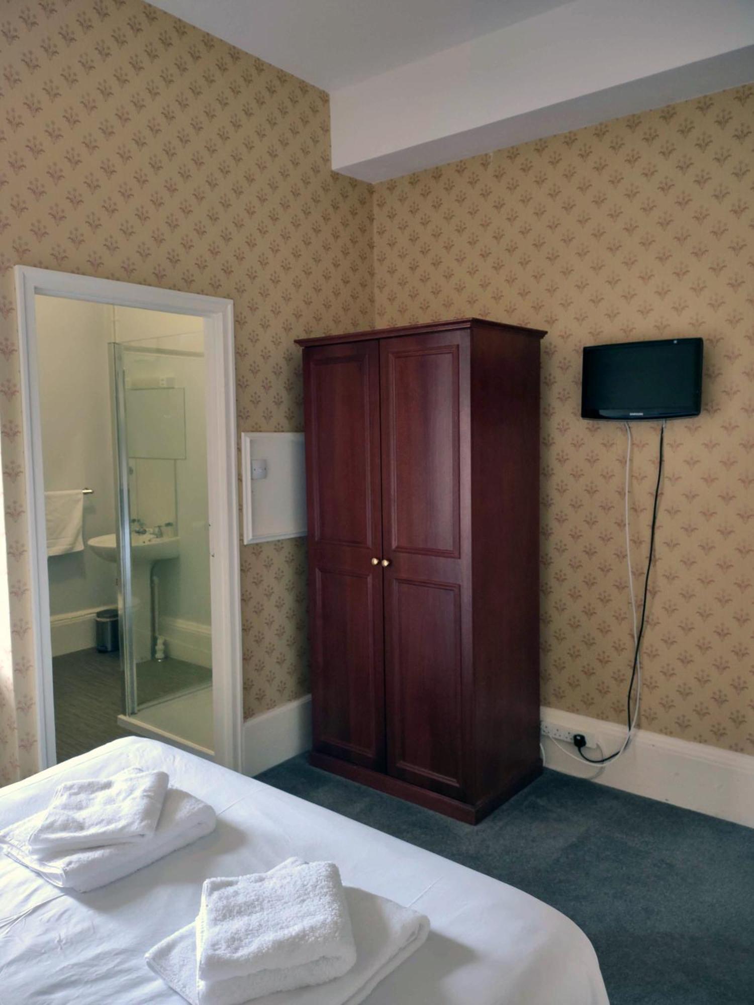 The By Paymán Club 3*