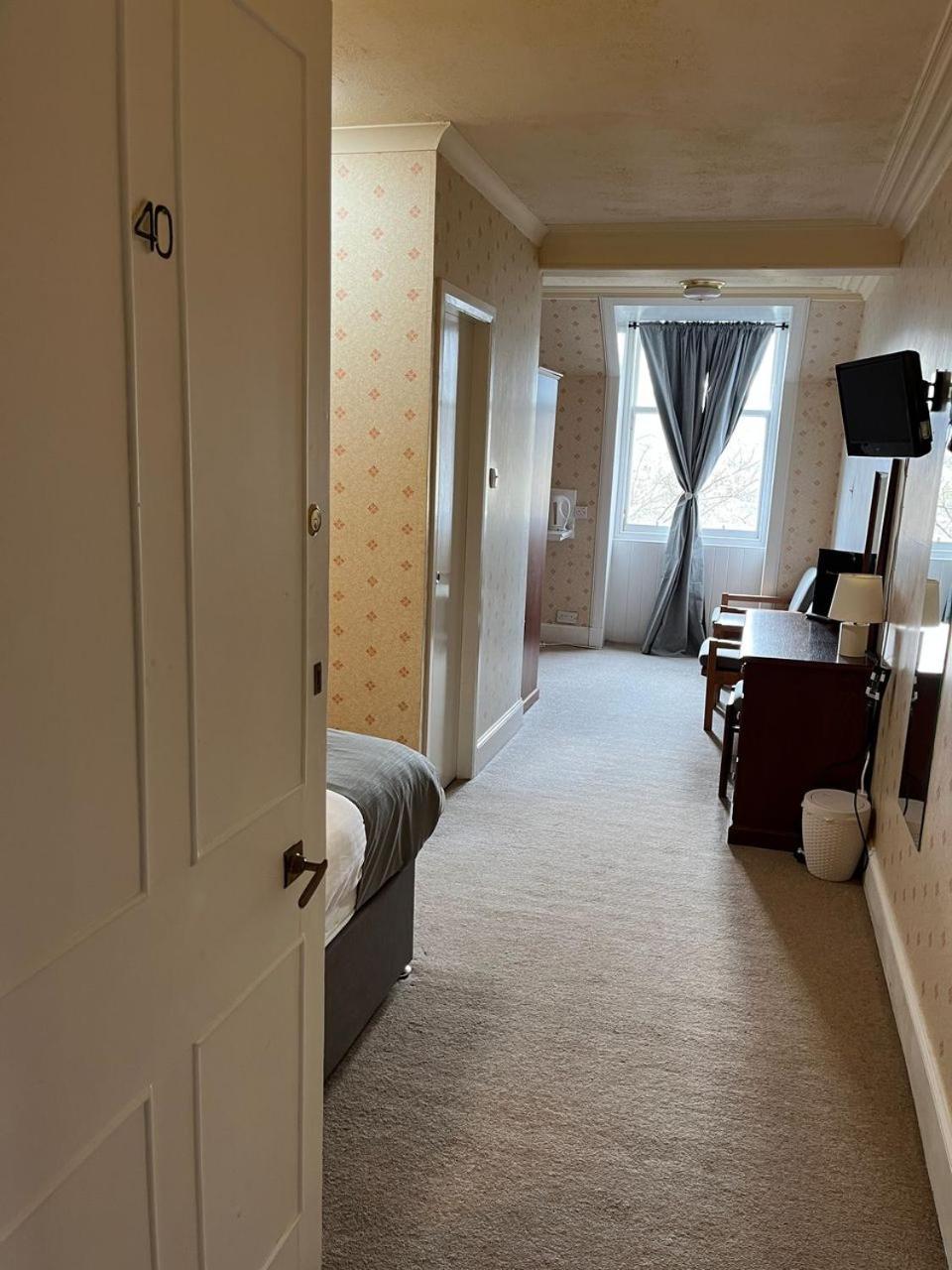 The By Paymán Club 3*