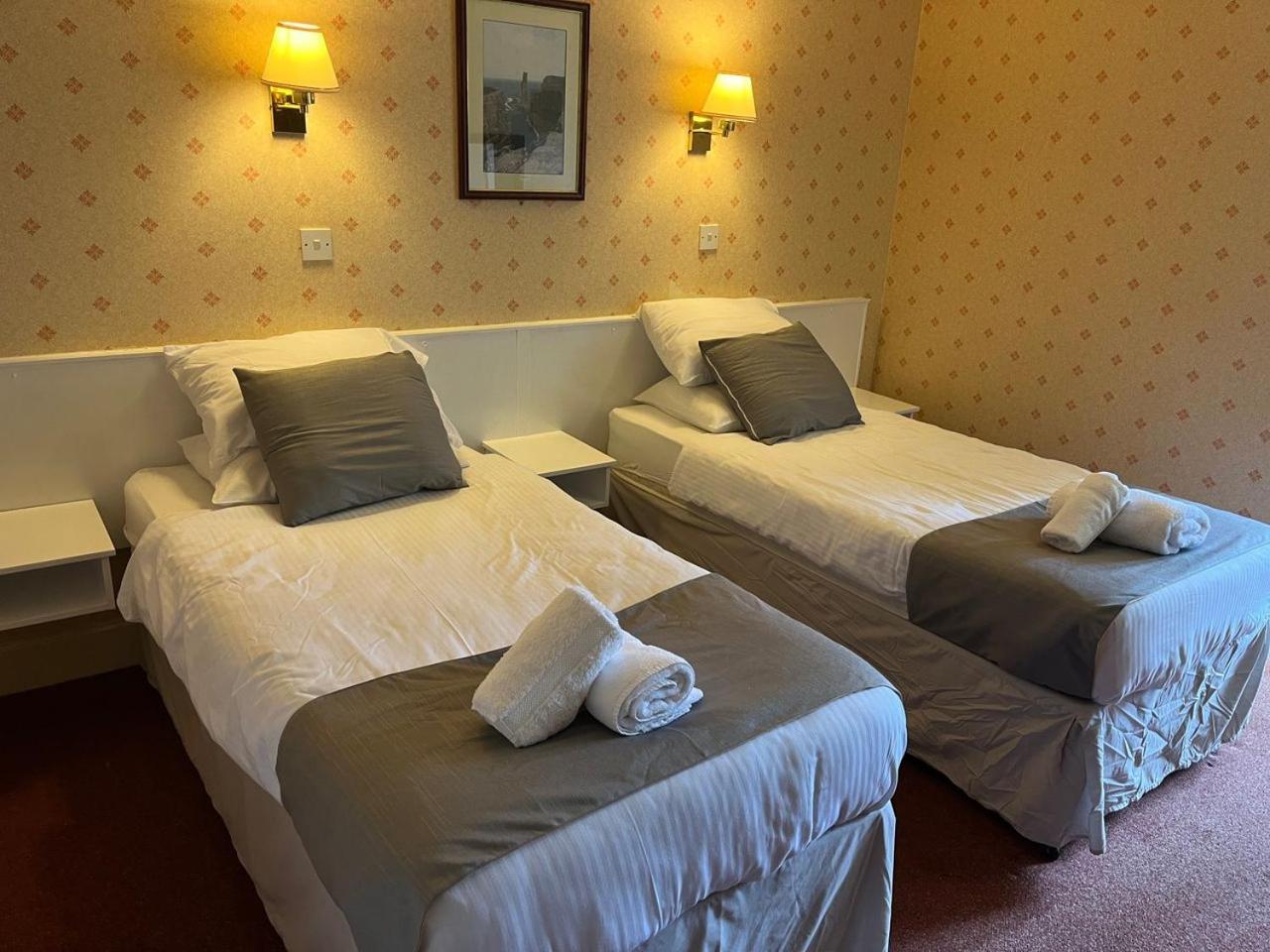 The Hotel 3*